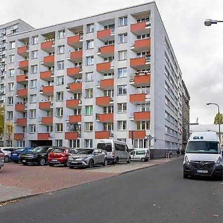 P&o Krochmalna 3*